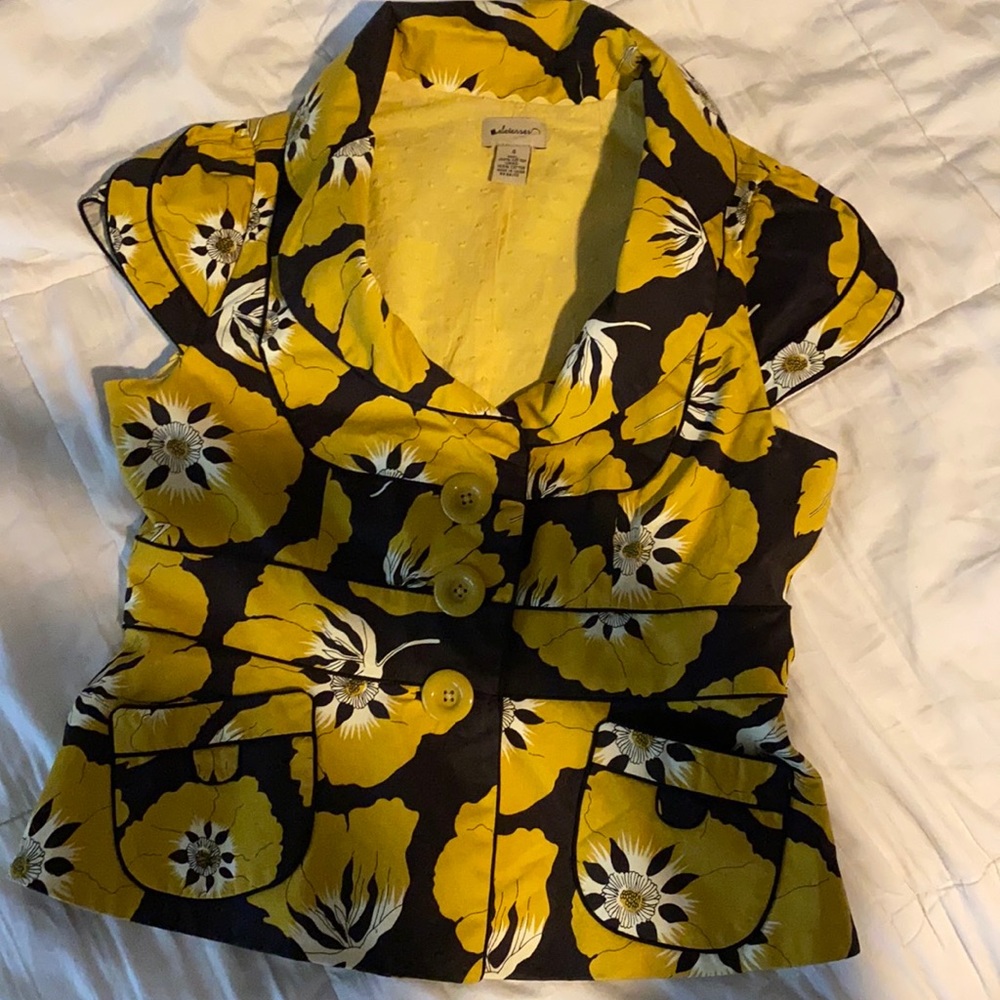 “Vintage” anthro short sleeve printed blazer